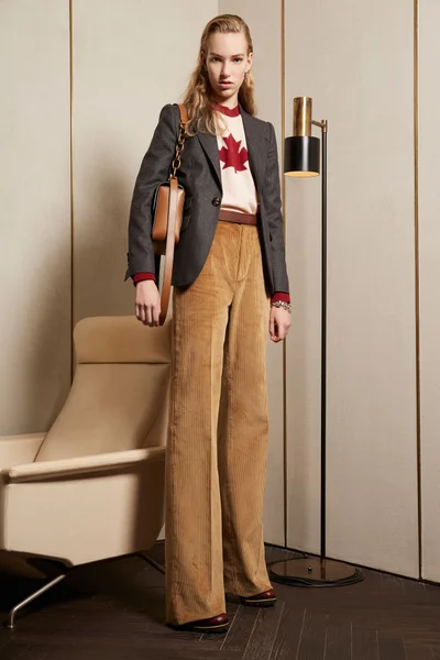 Look 33